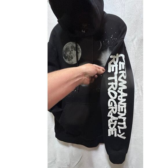 F21 Mens Hooded Sweatshirt M Solar Planets Permanently Retrograde Blk Streetwear - Picture 6 of 7